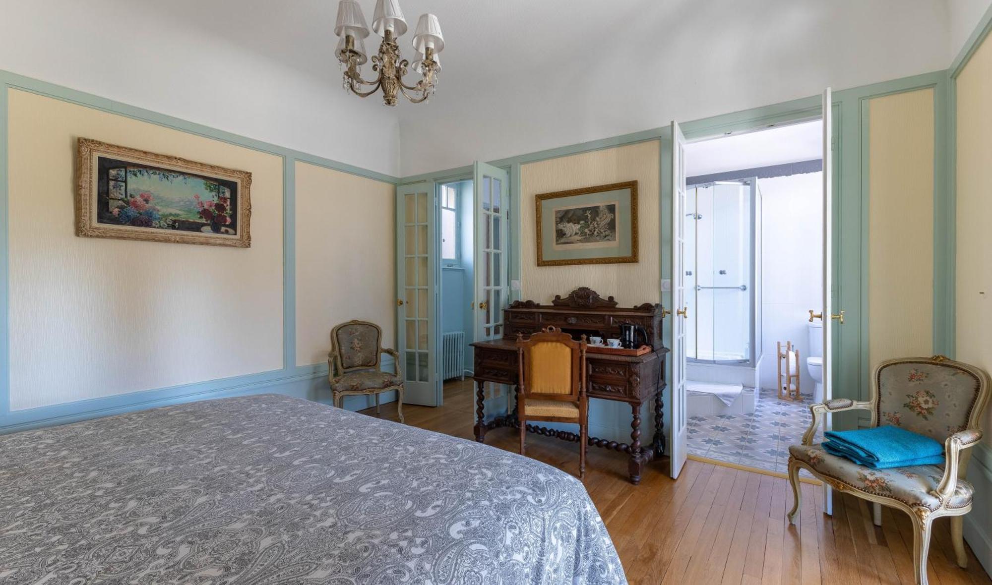 Ma Tranquillite Hotel Courpiere Luaran gambar