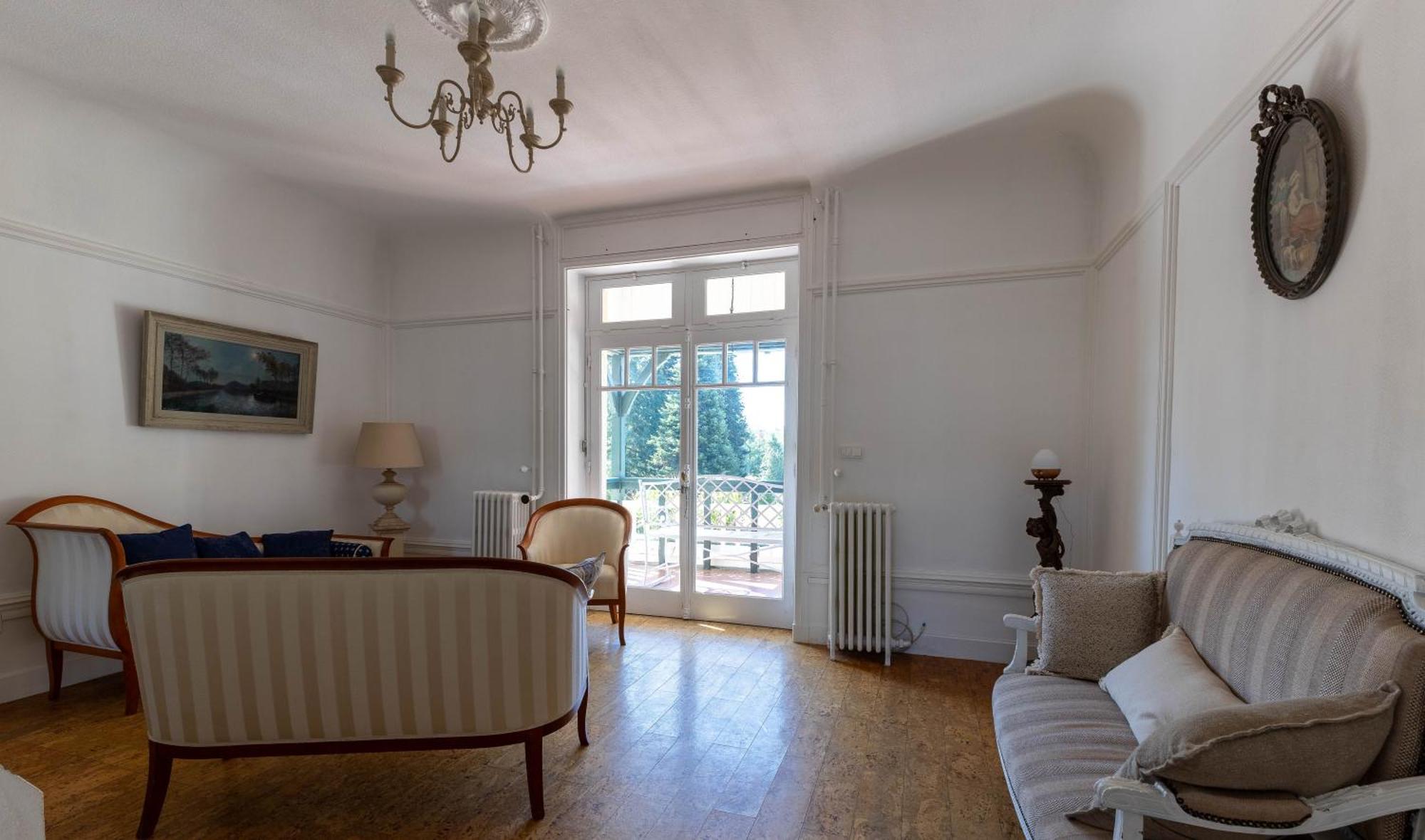 Ma Tranquillite Hotel Courpiere Luaran gambar